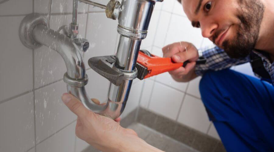 Professional same day plumber in Castana, IA